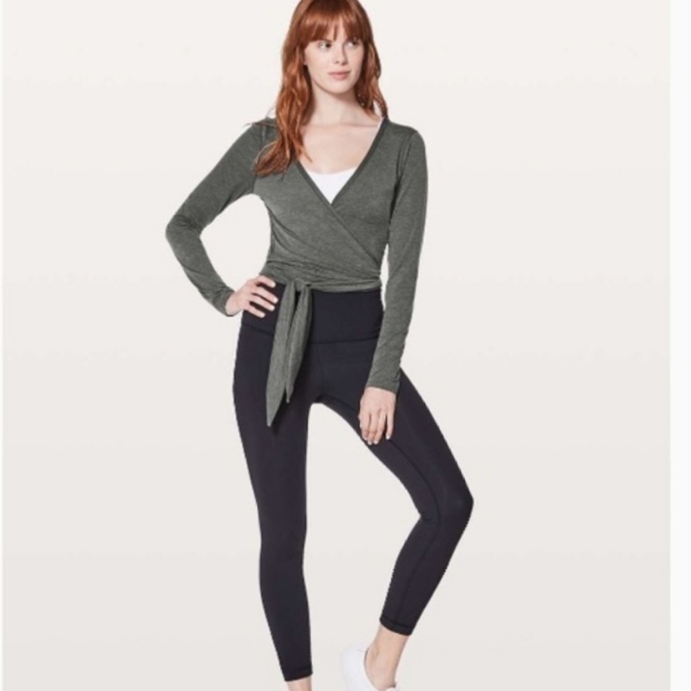 NWT Lululemon Tied to it wrap